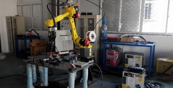 自动焊接机器人工作站故障的排除方法